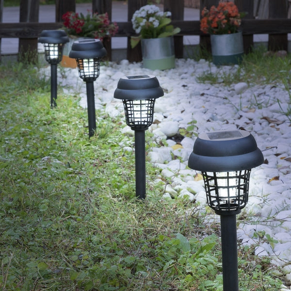 Achetez en gros Extérieur Ferme Jardin Pelouse Solaire Lumière Uv Bug  Zapper électrique Moustique Lampe Tueur Chine et Lampe Anti-moustique à  Lumière Uv à 479 USD